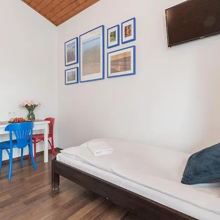 Pensionat Morska Bryza - Goscinne 3*
