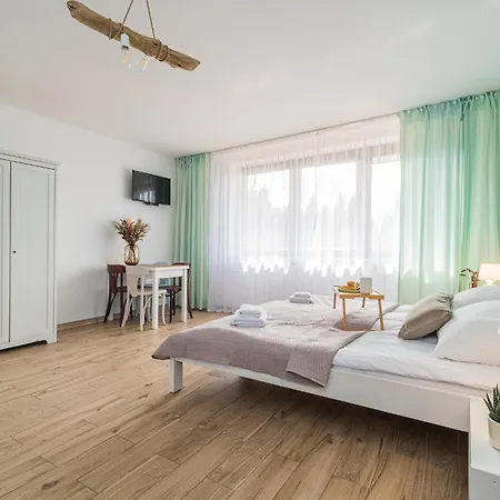 Morska Bryza - Goscinne Pensionat 3*